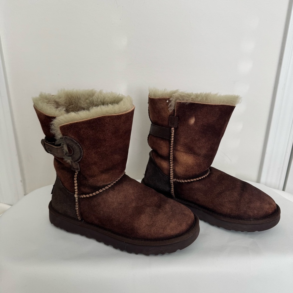 UGG Brown Shearling Lined Boots